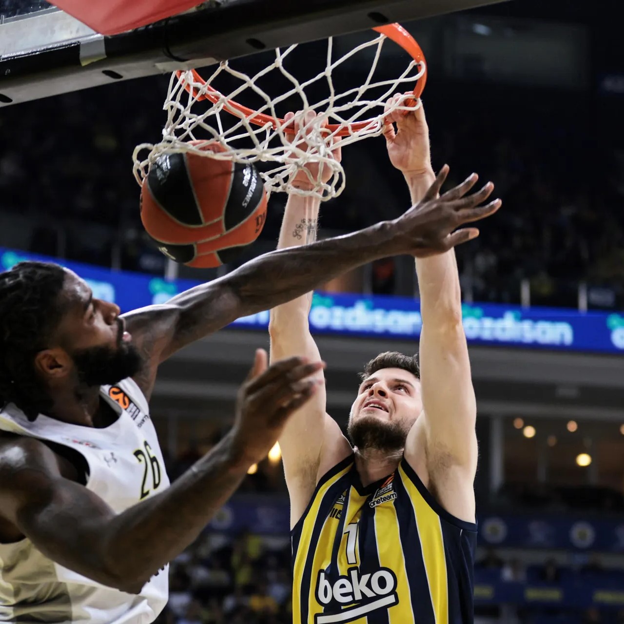 James Metecan Birsen and Pat Burke are the lone two Irish basketball players that were on the rosters teams that reached the final of Euroleague.